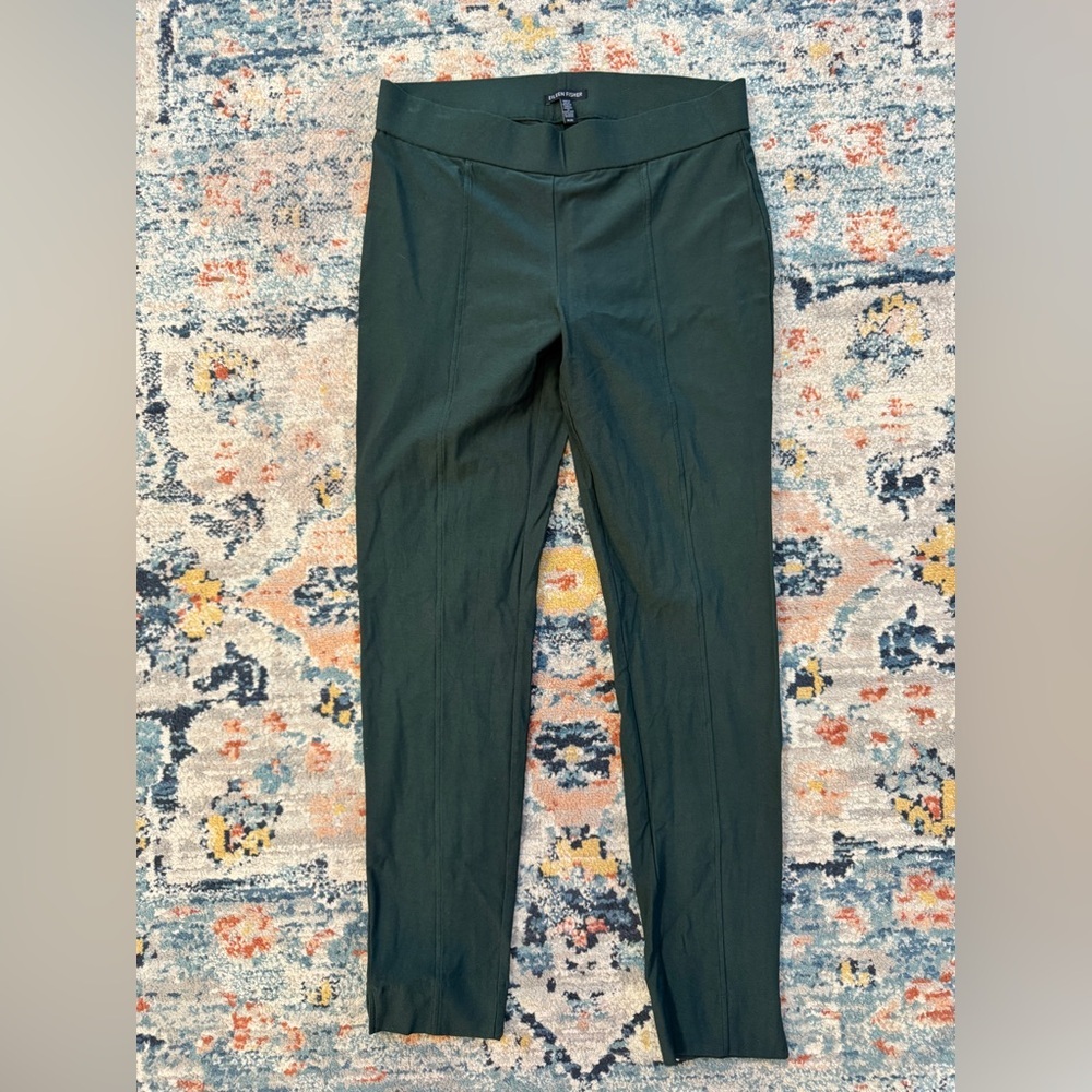 Eileen Fisher Stretch Crepe Ankle Pants
Size Medium - Picture 2 of 6